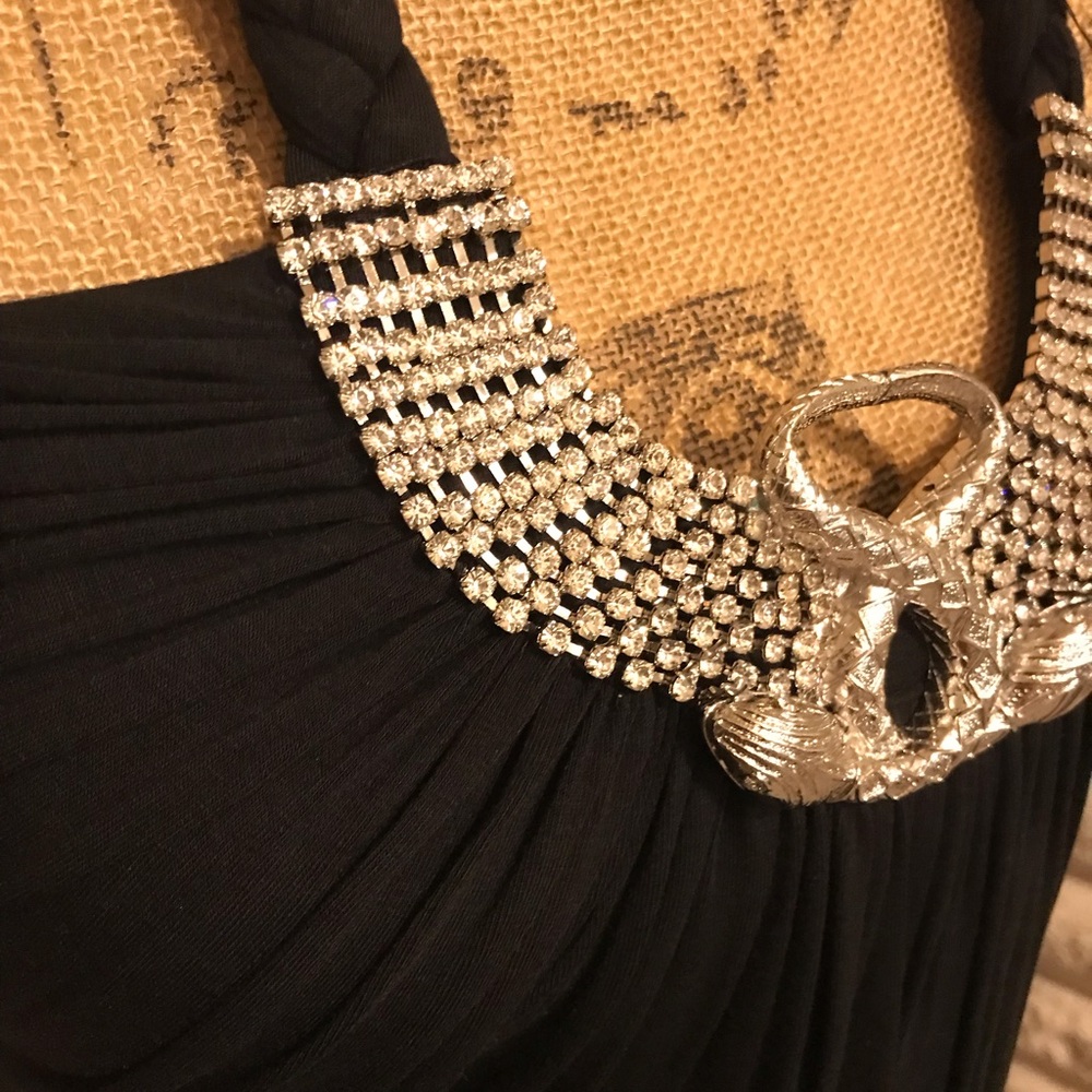 Elegant pleated Black Sky Dress - Picture 5 of 9